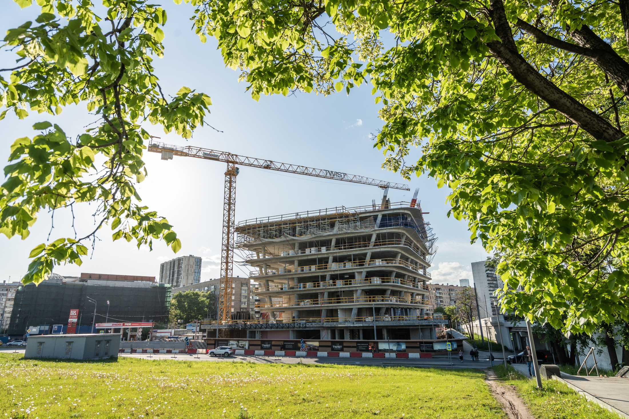 Строительная динамика Twist в мае